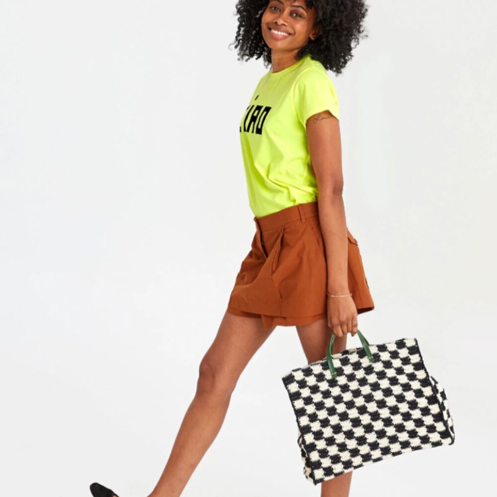 Clave V. Simple Tote